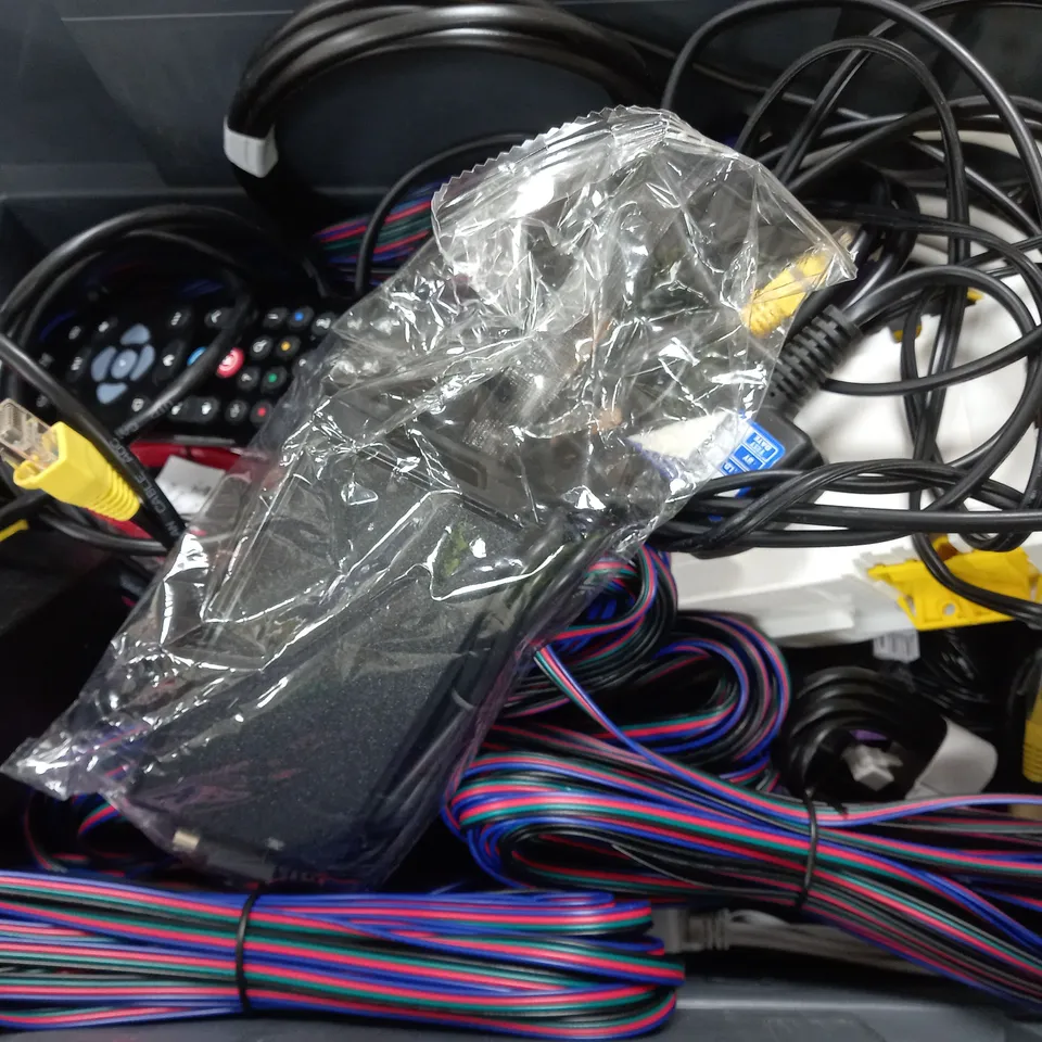 BOX OF APPROXIMATELY 10 ASSORTED ITEMS TO INCLUDE - RASPBERRY PI, SKY REMOTE , TYPE G PLUG ETC