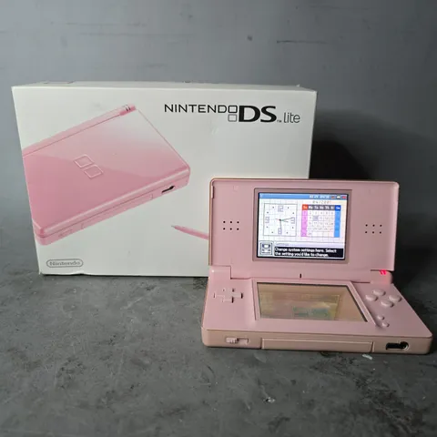 BOXED NINTENDO DS LITE IN PINK