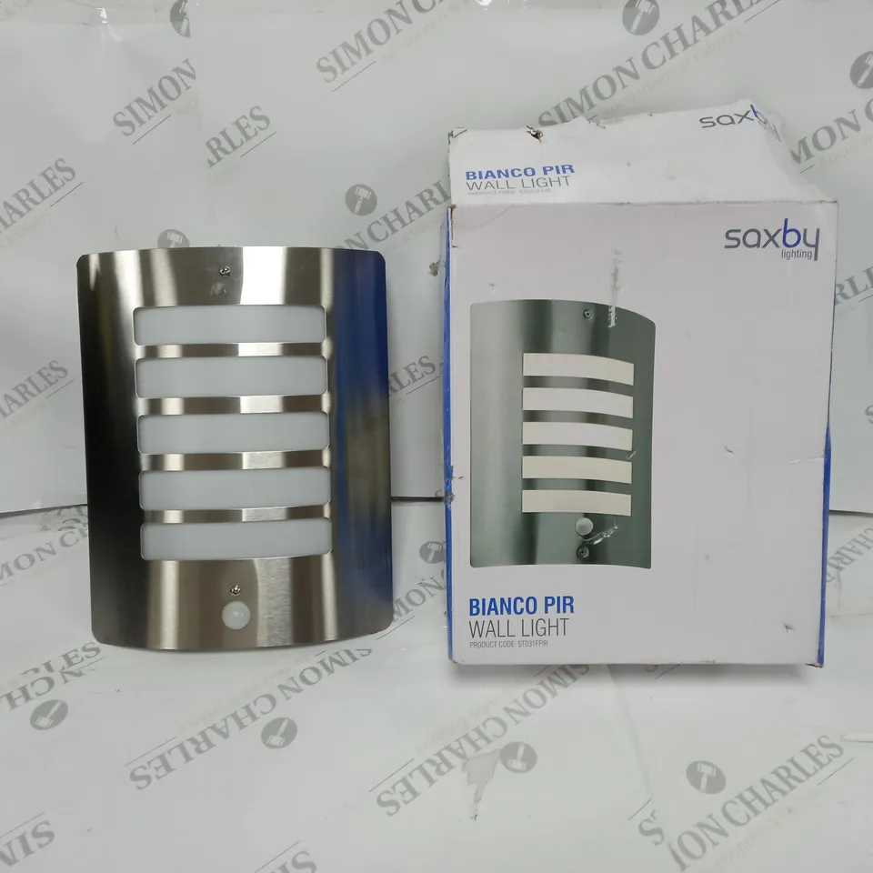 SAXBY BIANCO PIR WALL LIGHT 