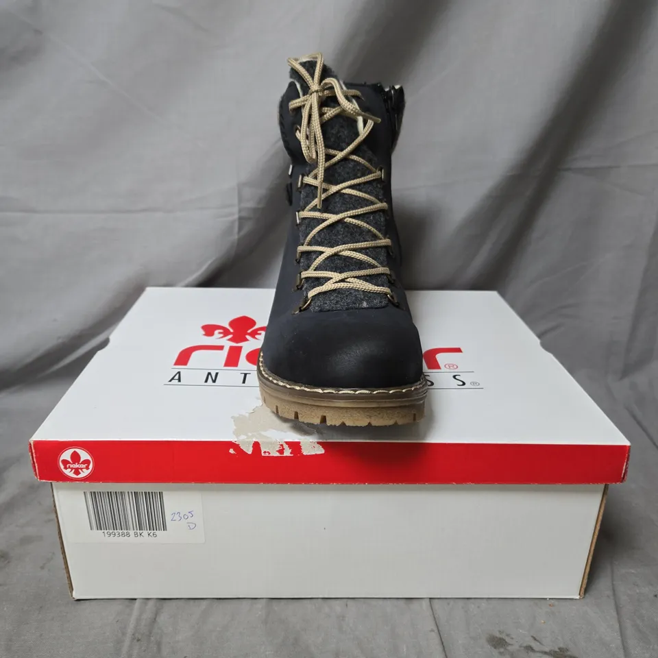 RIEKER WOMEN'S ANKLE BOOTS – BLACK WITH FAUX FUR COLLAR SIZE 6