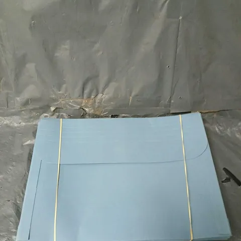 APPROXIMATELY 60 DOCUMENT FOLDERS BLUE