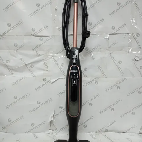 BOXED SHARK STEAM SCRUBBER WITH STEAM BLAST S7201