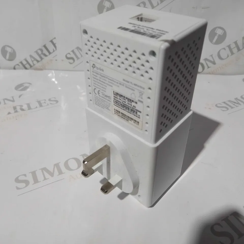 TP-LIKN AV1000 GIGABIT POWERLINE AC WI-FI REPEATER