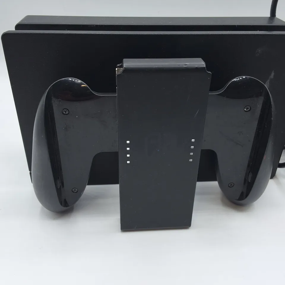 UNBOXED NINTENDO SWITCH HANDHELD CONSOLE - HAC-001