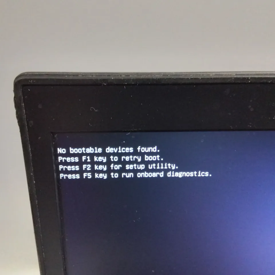 UNBOXED DELL LATITUDE 7490 INTEL CORE I5 8TH GEN LAPTOP