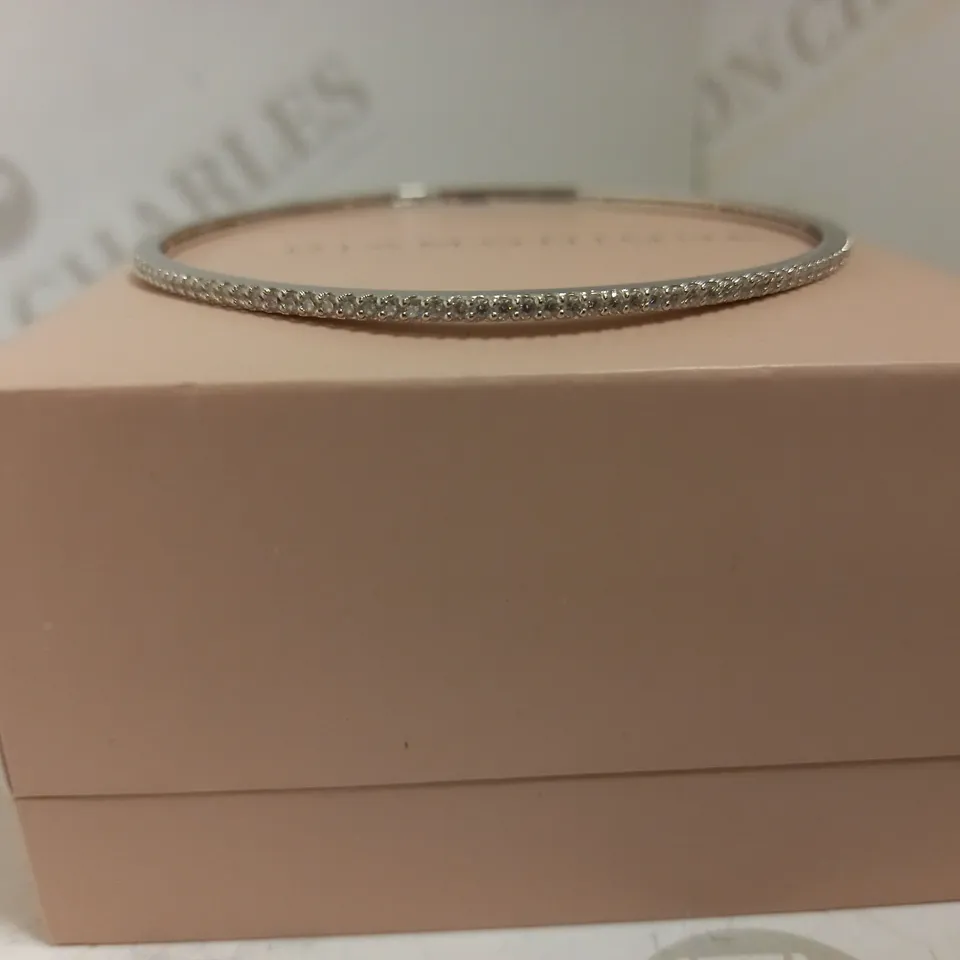 DIAMONIQUE SILVER BAND BRACELET WITH STONES