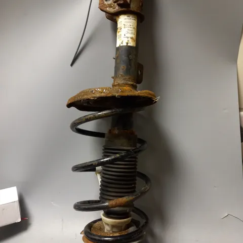 GAS SHOCK AND SPRING / COLLECTION ONLY