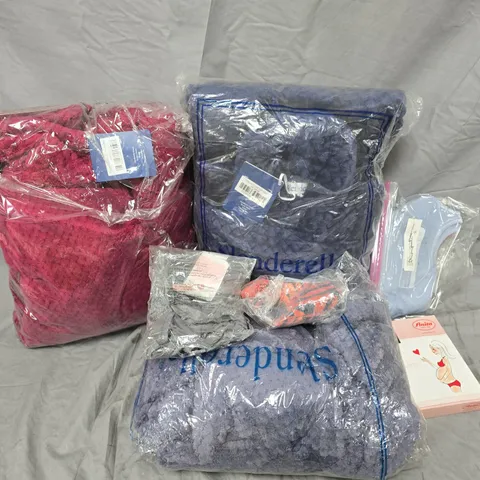 APPROXIMATELY 8 ASSORTED CLOTHING ITEMS IN VARIOUS COLOURS, SIZES, AND STYLES TO INCLUDE BRANDS SUCH AS SLENDERELLA, ANITA, GUY DE FRANCE, ETC