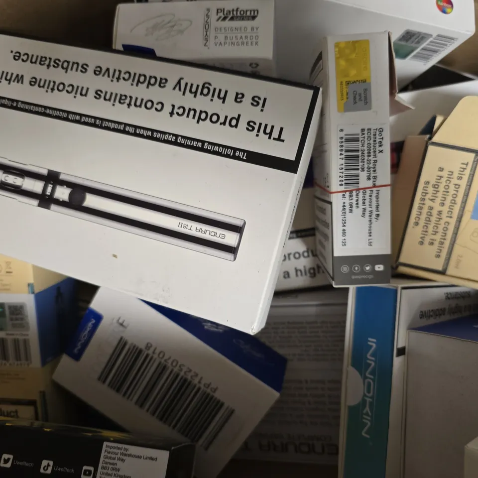 BOX OF APPROXIMATELY 20 ASSORTED E-CIGARETTE AND VAPING PRODUCTS TO INCLUDE VAPORESSO, INNOKIN, ETC - COLLECTION ONLY