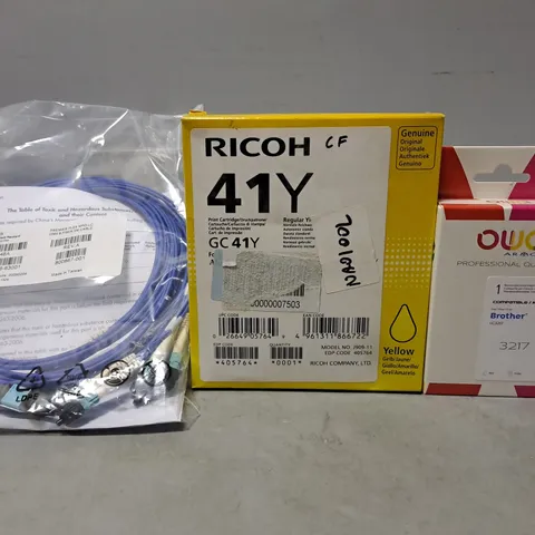 BOX OF APPROXIMATELY 10 ASSORTED ITEMS TO INCLUDE - RICOH 41H , OWA BROTHER , PREMIRE FLEX 5M CABLE ETC