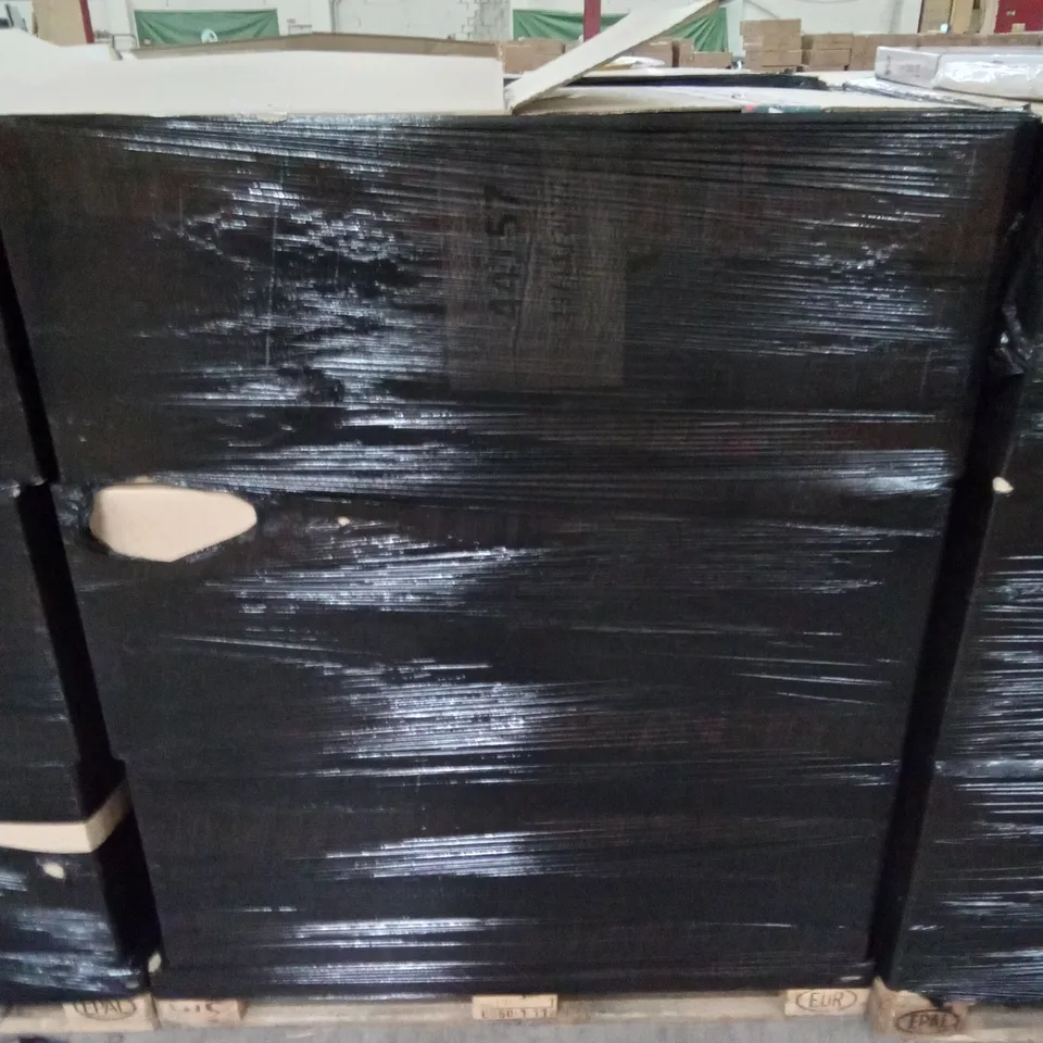 PALLET OF ASSORTED ITEMS INCLUDING VAHDAM INDIAN TEAS, 2PK STRAINER PLUGS, JUVALE 4PK CORK TILE BOARDS, TACOBEAR CALENDAR CLOCK, TOYSSA BABY RATTLE TEETHING TOYS SET 