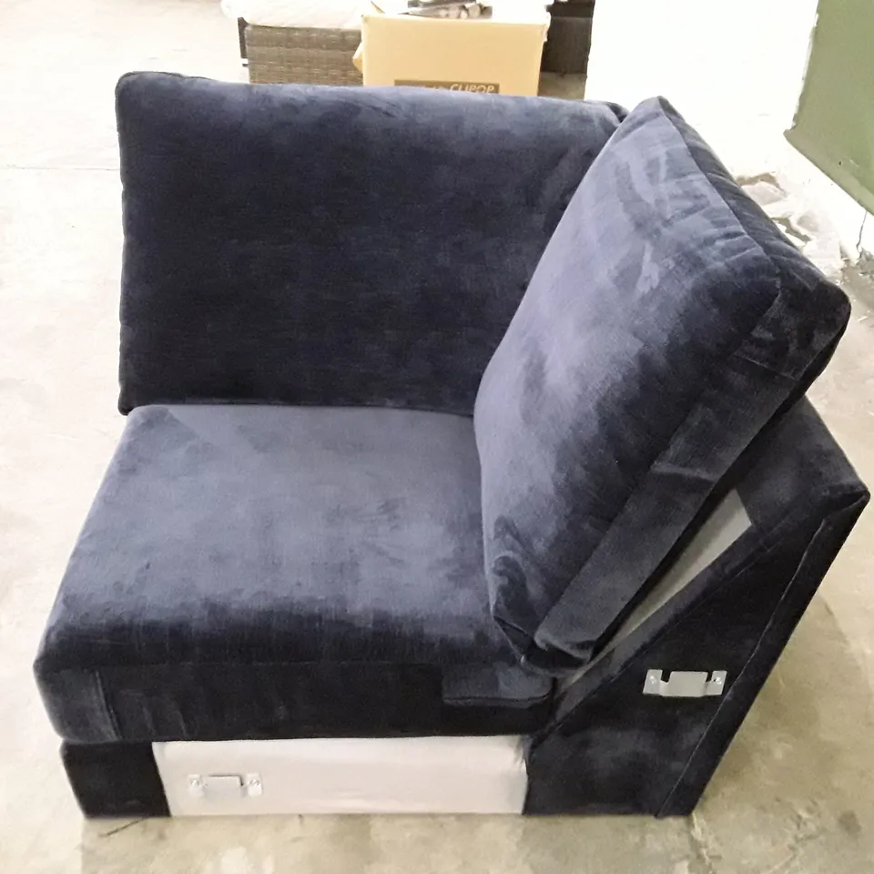 QUALITY DESIGNER SCARLETT SOFA CORNER SECTION - BLACK FABRIC