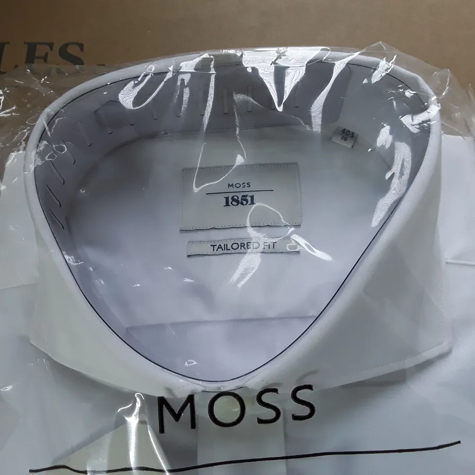 BAGGED MOSS 1851 TAILORED FIT WHITE SHIRT - SIZE 16