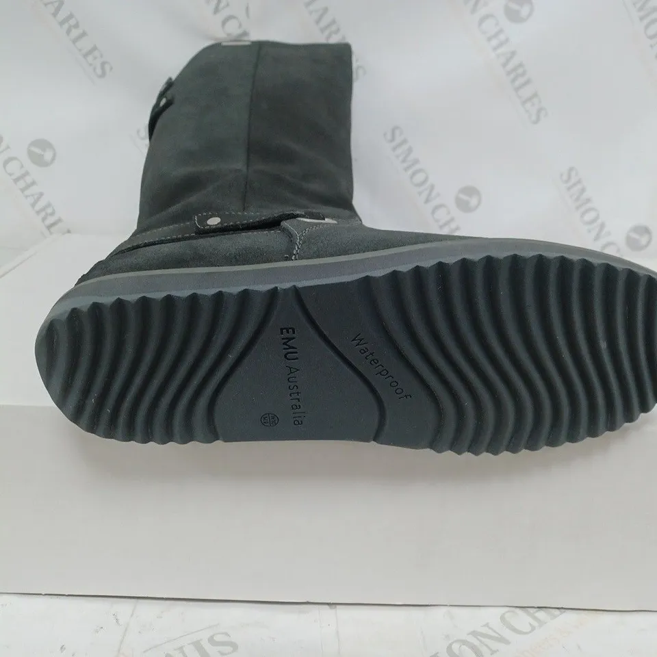 EMU AUSTRALIA WATERPROOF BOOTS SIZE 8
