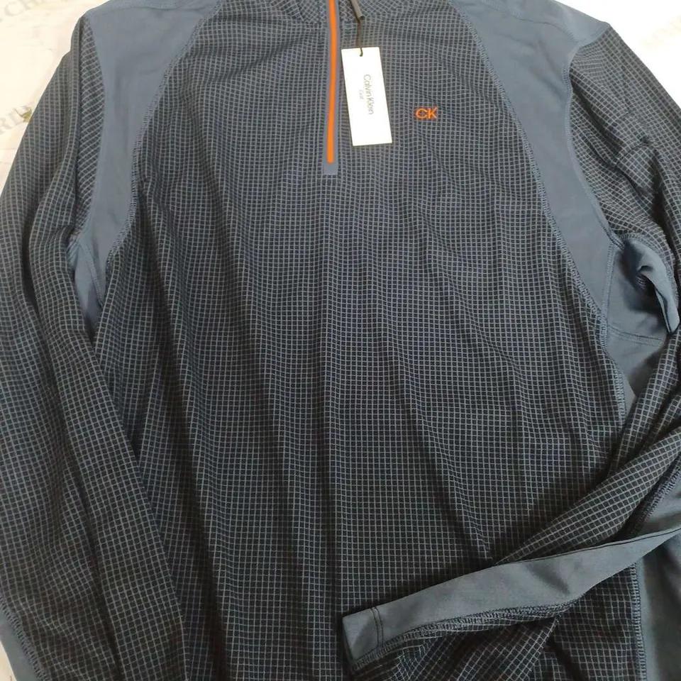 CALVIN KLEIN GOLF QUARTER ZIP IN BLUE - XXL