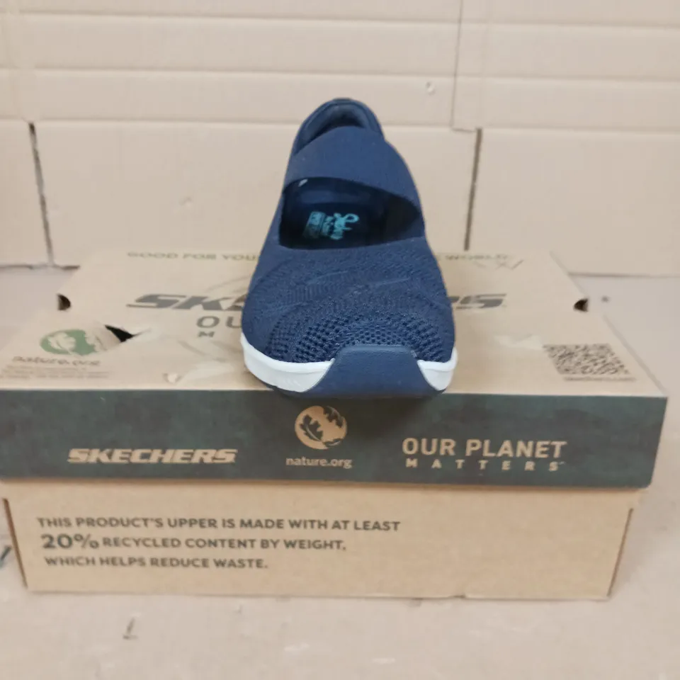 SKECHERS BE COOL SHOES BLUE SIZE 8