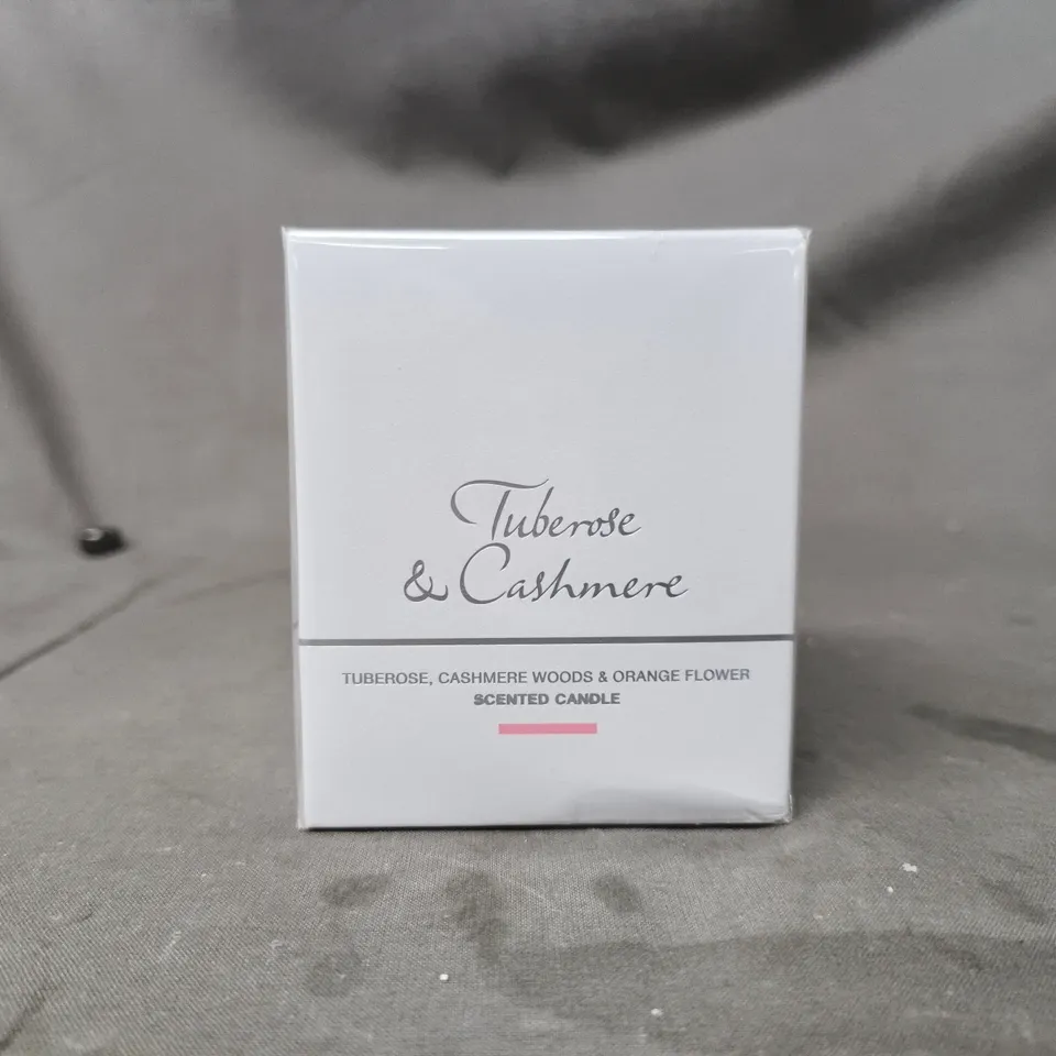 THE WHITE COMPANY SCENTED CANDLE