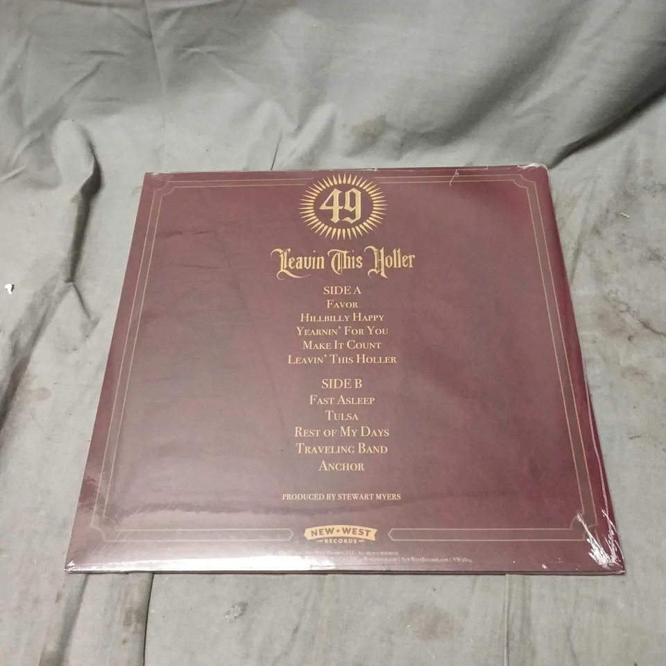49 WINCHESTER - LEAVIN THIS HOLLER (LIMITED EDITION GOLD VINYL, AUTOGRAPHED)