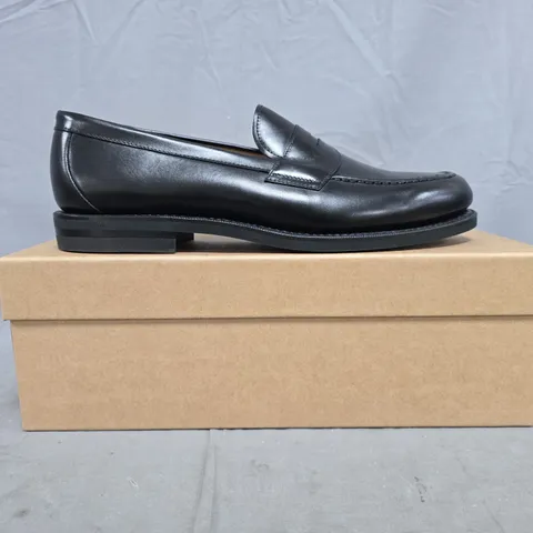 BOXED PAIR OF MEERMIN LOAFERS IN BLACK SIZE UK 9