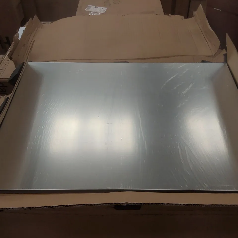 BOXED YEARN WALL MIRROR