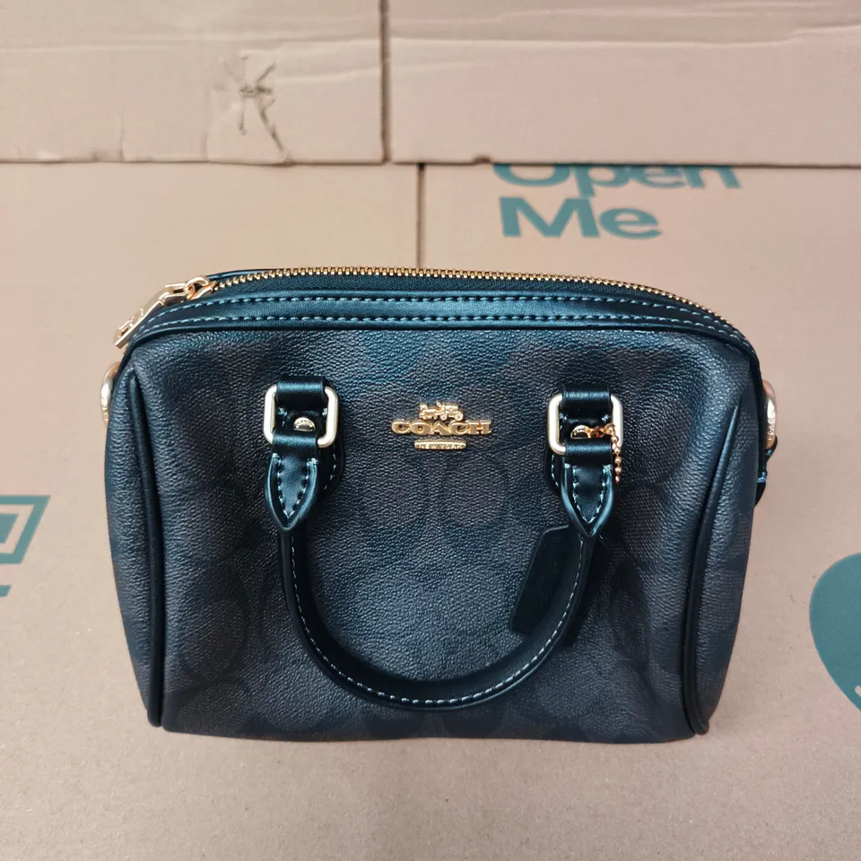 COACH SMALL LEATHER HANDBAG 