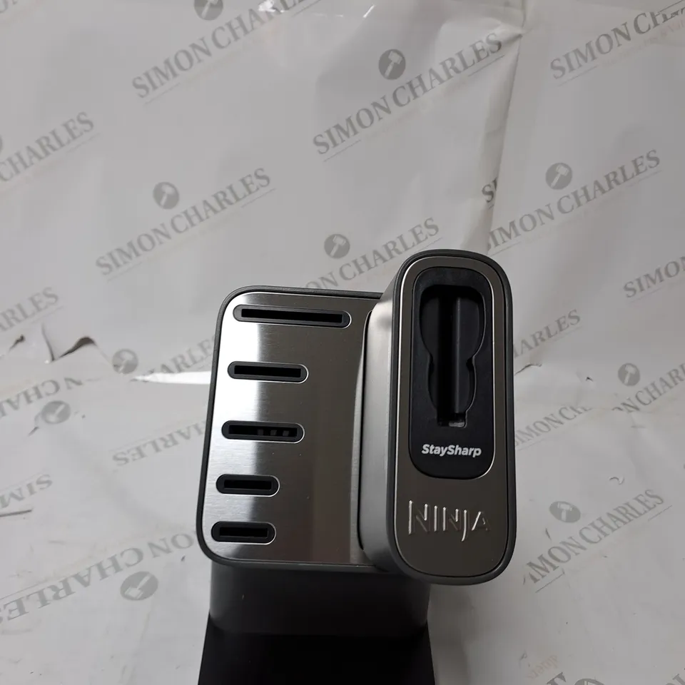NINJA FOODI STAYSHARP 5 PIECE KNIFE BLOCK WITH INTEGRATED SHARPENER K32005UK