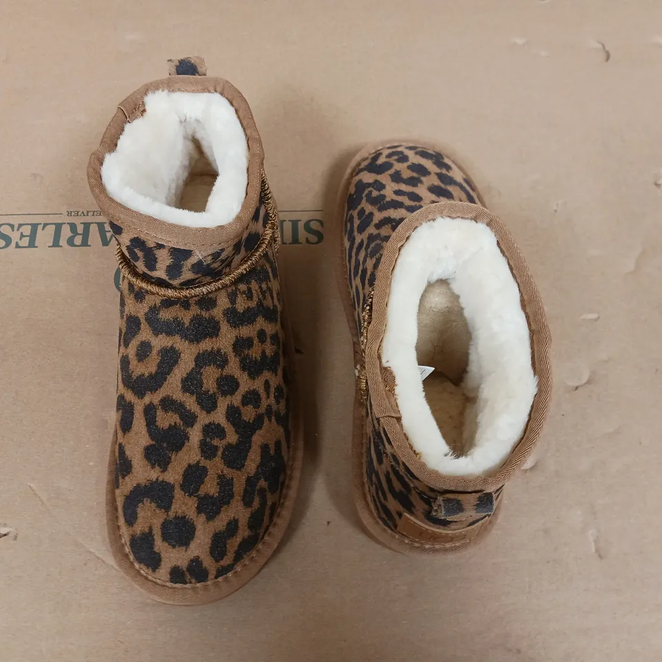 PAIR OF UGG ANIMAL PRINT BOOTS - UK6