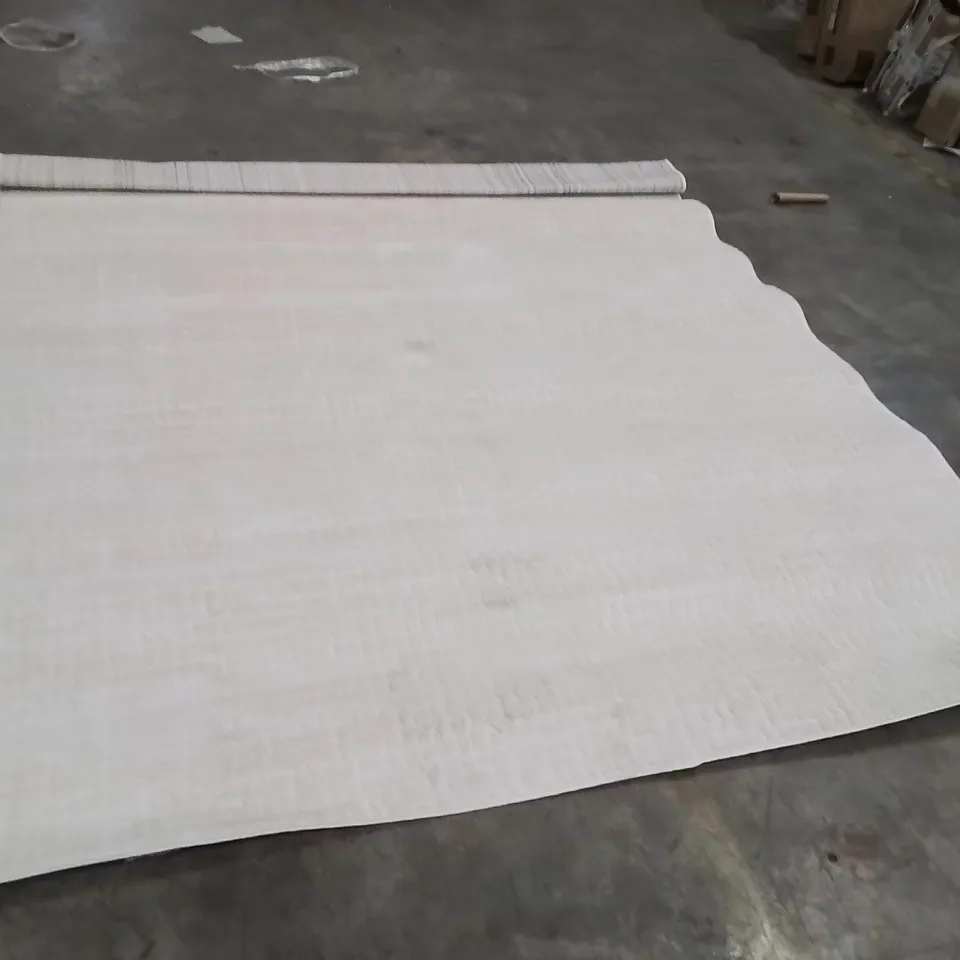 QUALITY DESIGNER AREA RUG - APPROXIMATELY 275X200CM