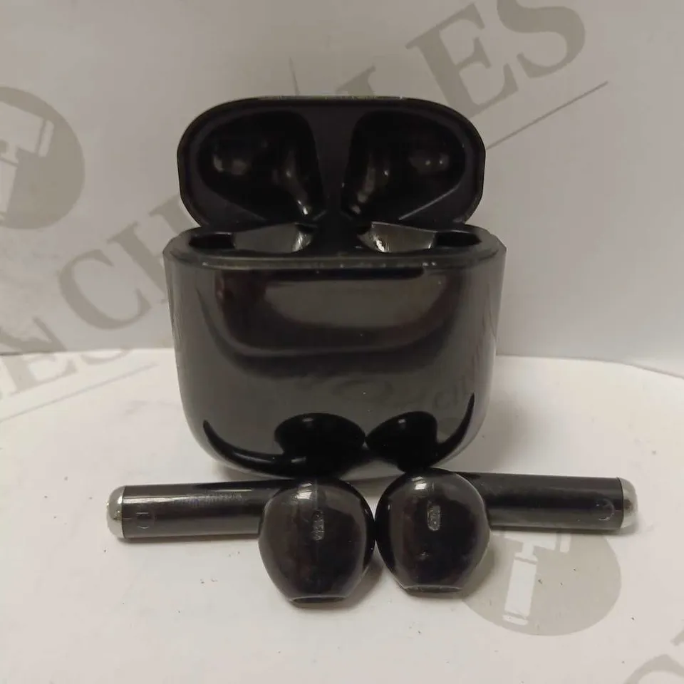 TRUE WIRELESS BLUETOOTH EARBUDS - BLACK