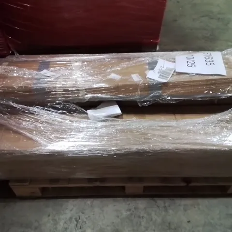 PALLET CONTAINING VARIOUS ASSORTED BOXED HOUSEHOLD ITEMS TO INCLUDE: SHOWER AND BATHROOM RAILS ECTTEMS
