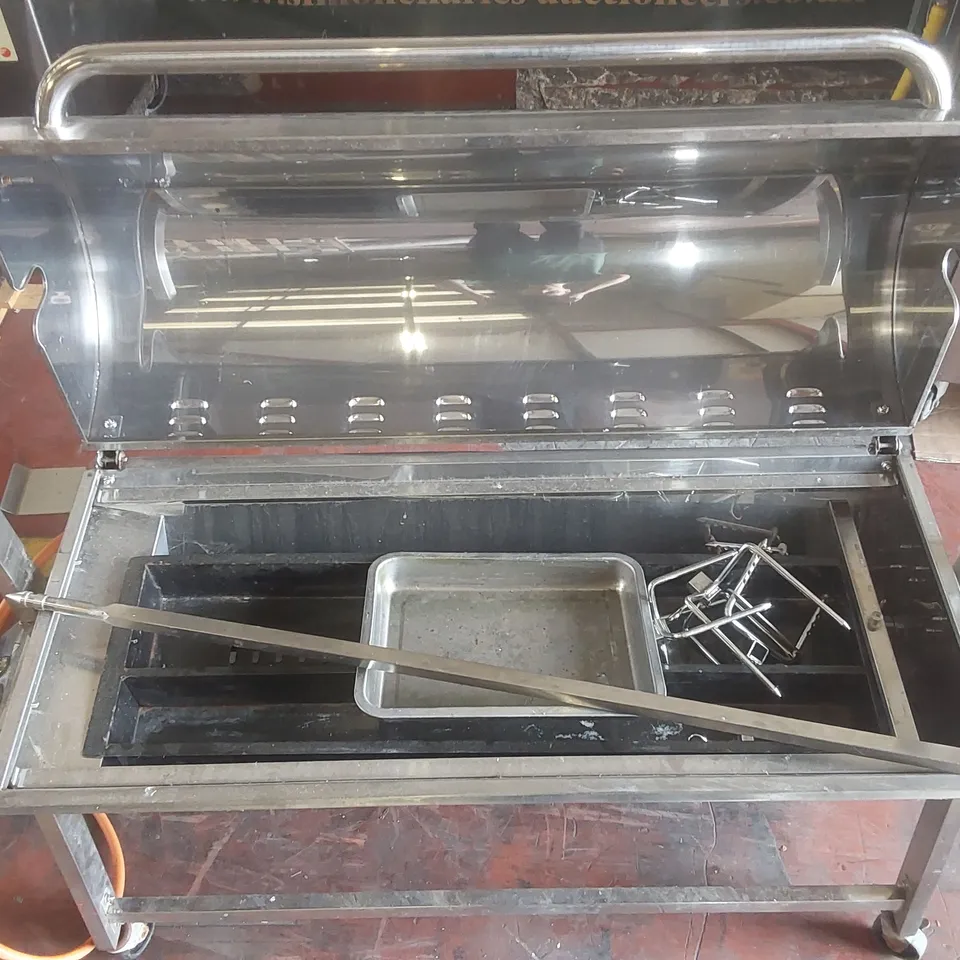 TASTY TROTTER COMMERCIAL GAS COOKER