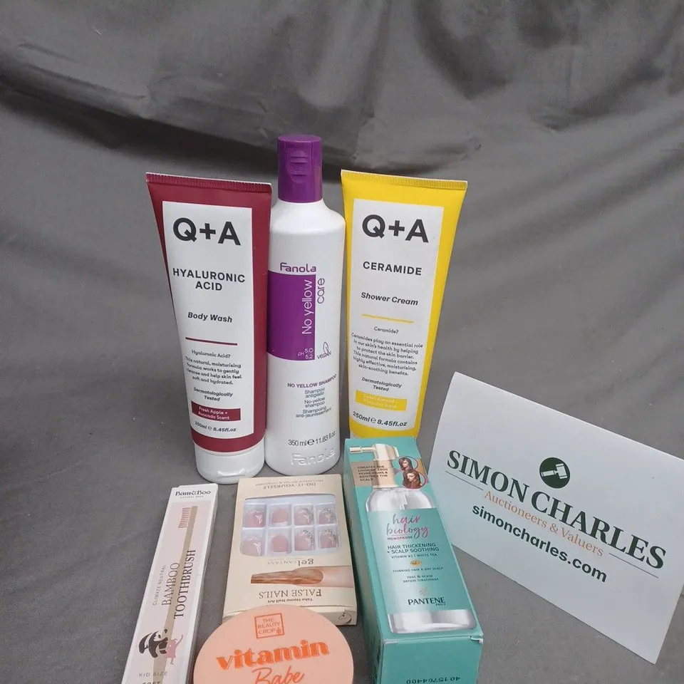 TOTE OF ASSORTED COSMETIC ITEMS TOO INCLUDE , HAIR THICKENING TREATMENT , SHOWER CREAM , ETC 