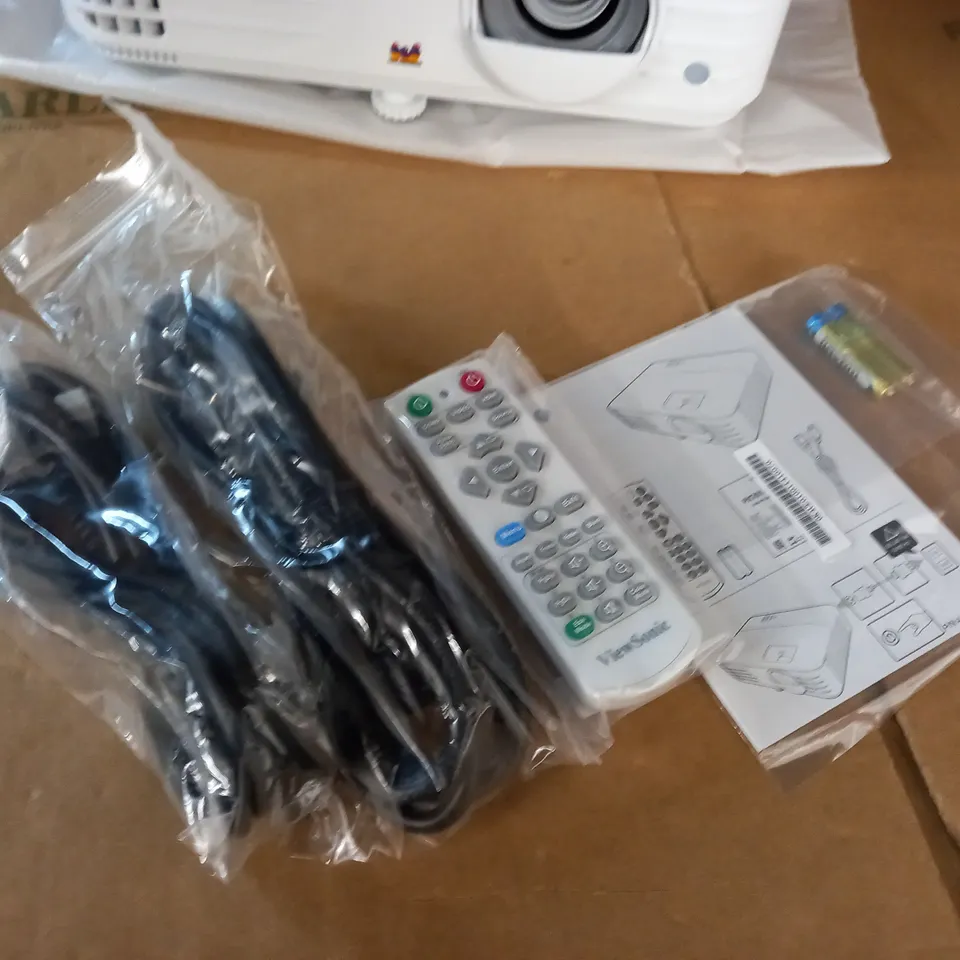 BOXED VIEWSONIC PX701-4K PROJECTOR