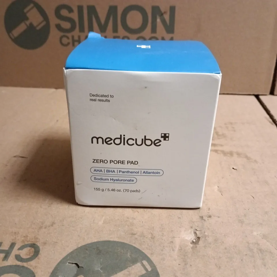 BOXED MEDICUBE ZERO PORE PAD (155G/70PADS)