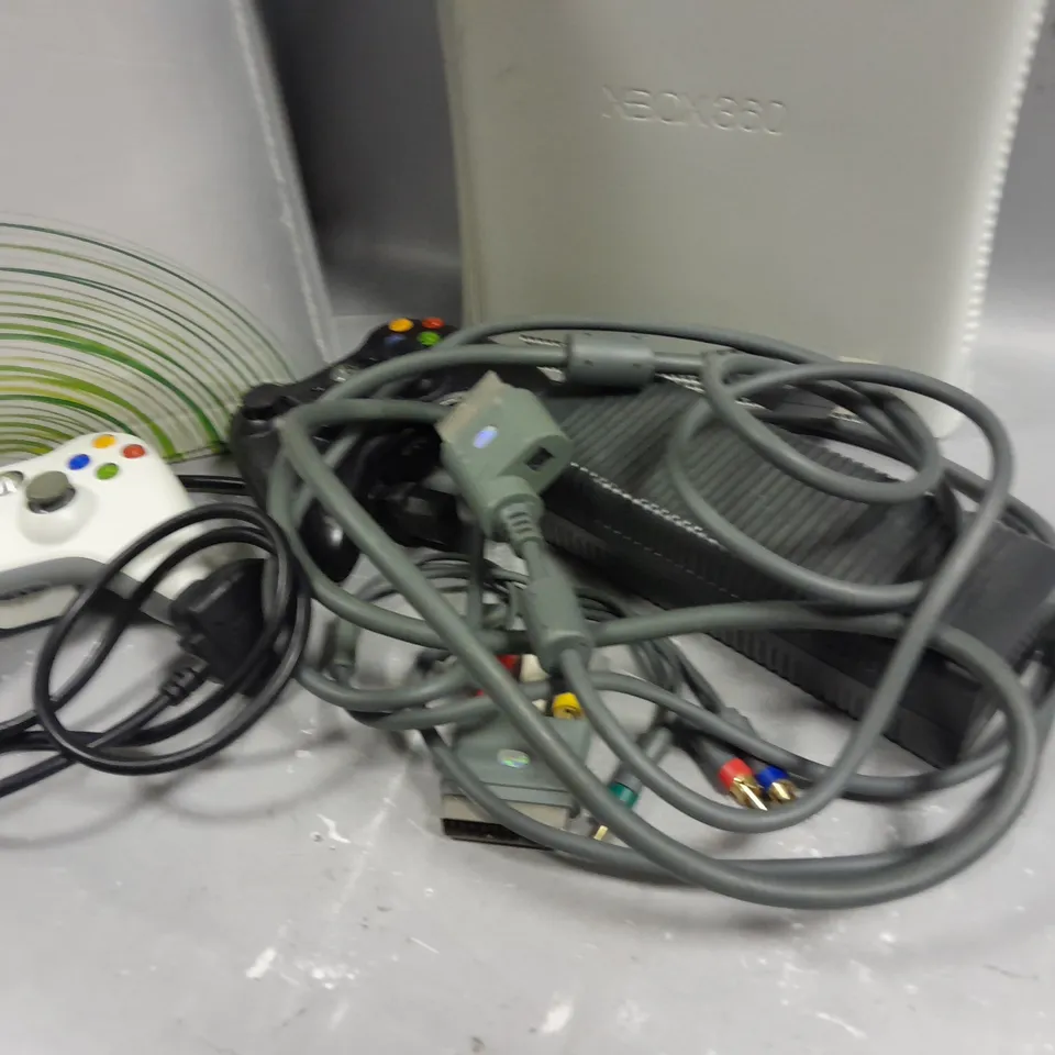 BOXED XBOX 360 CONSOLE WITH CABLES, POWER LEAD AND CONTROL