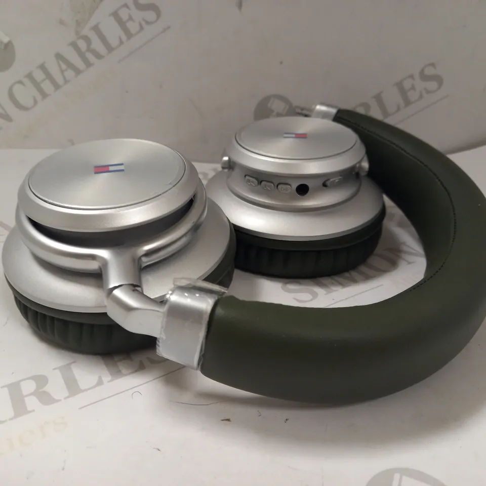 TOMMY HILFIGER ON EAR NOISE CANCELLING WIRELESS HEADPHONES RRP £90