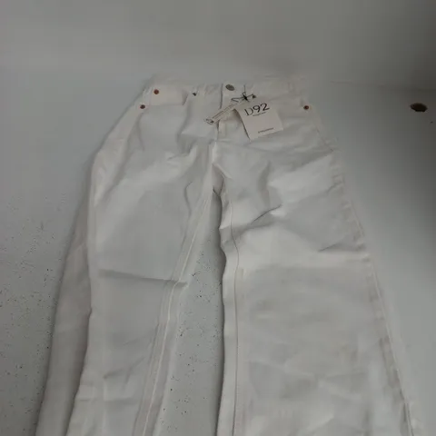 STRADIVARIUS WHITE JEANS D92 STRAIGHT WIDE β UK 6