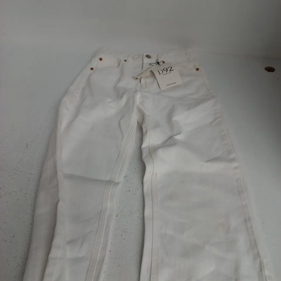 STRADIVARIUS WHITE JEANS D92 STRAIGHT WIDE – UK 6