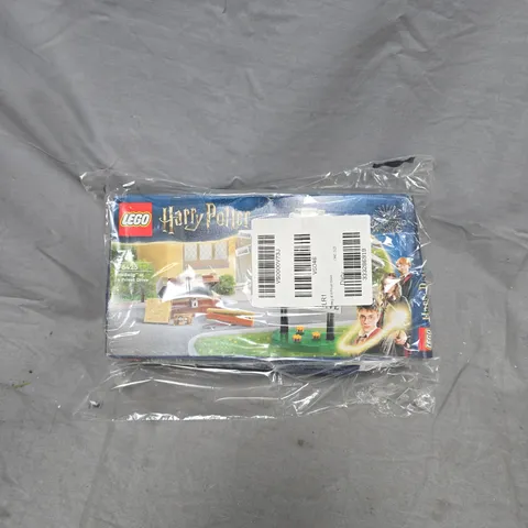 BOXED LEGO HARRY POTTER HEDWIG AT 4 PRIVET DRIVE - 76425
