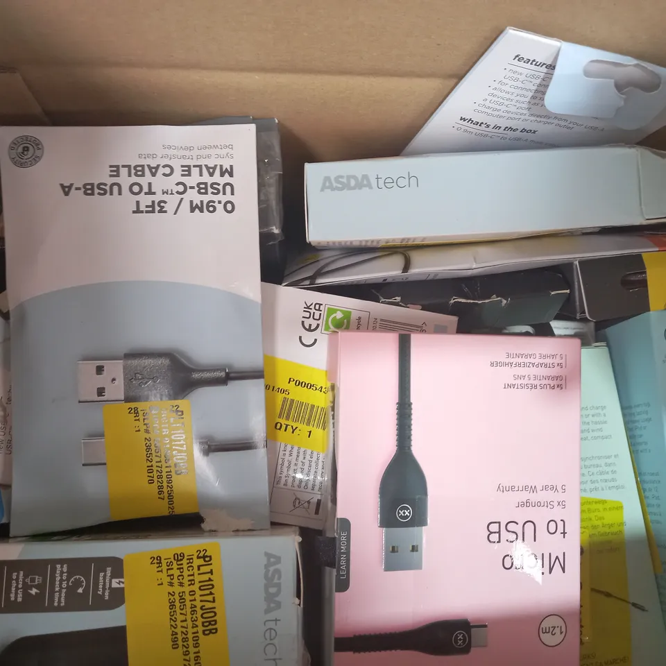 LOT OF APPROXIMATELY 20 ASSORTED HOUSEHOLD ITEMS TO INCLUDE MIXX CHARGESPOT WIRELSS CHARGER, BLACKWEB MICRO USB TO USB-A CABLE, MIXX IN CAR UNIVERSAL WINDSHIELD MOUNT, ETC
