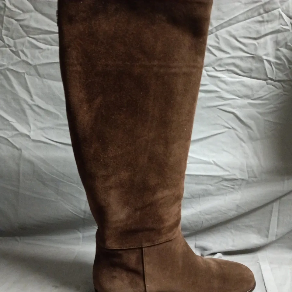 RUSSELL & BROMLEY INTOUCH BROWN SUEDE KNEE-HIGH BOOT – EU38 (UK5)
