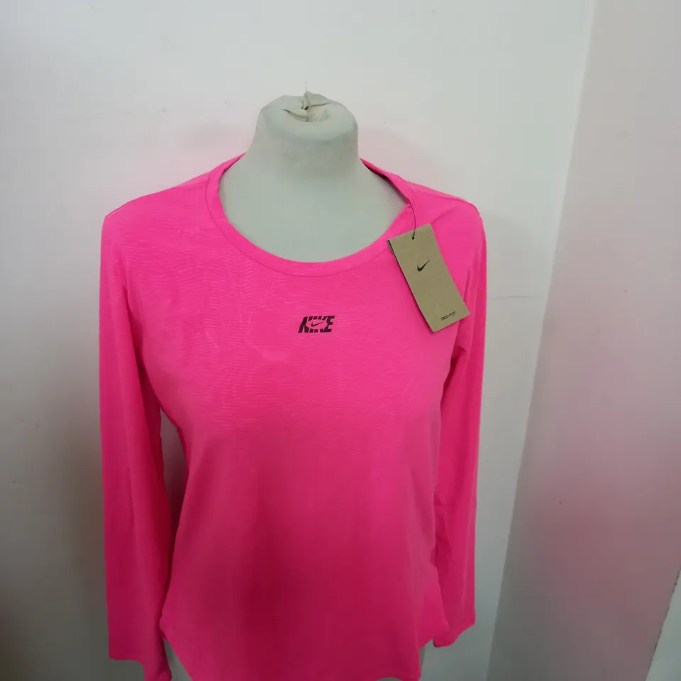 NIKE WOMENS LONG SLEEVED TRAINING TOP SIZE M