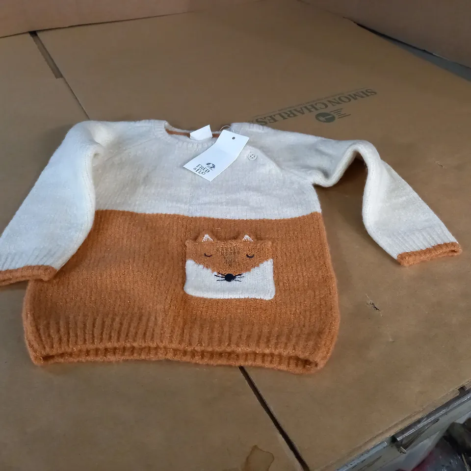 IN THE STYLE OF CASHMERE FOX PATTERNED JUMPER - SIZE 12 - 18 MONTHS