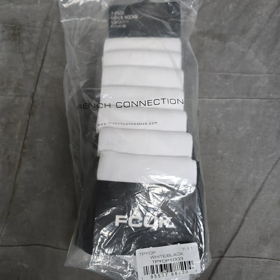 BAGGED FCUK 7 PACK OF MENS SOCKS IN WHITE - 7-11