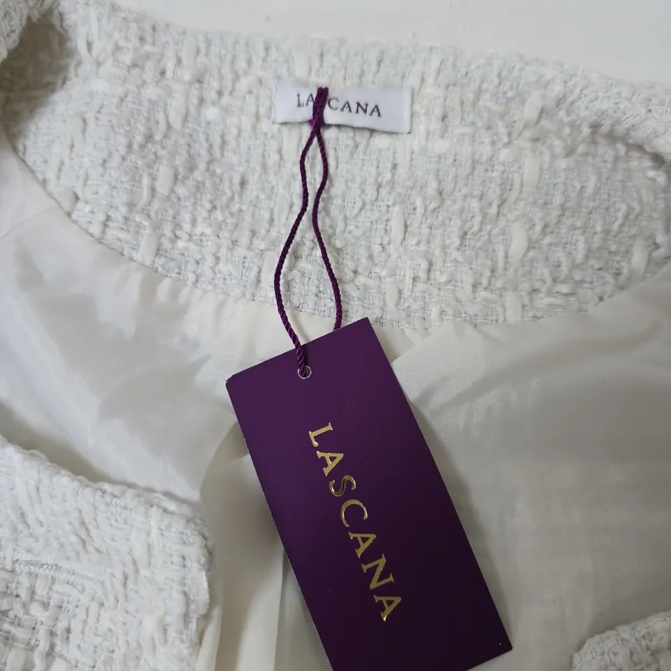 LASCANA WHITE BOUCLÉ JACKET – UK 16 (EUR 42)