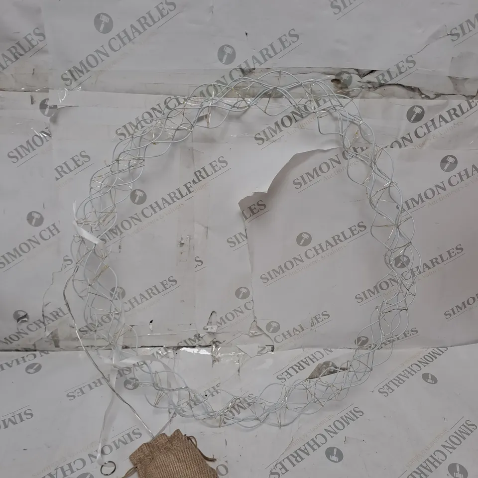 KELLY HOPPEN WHITE LIGHT UP WREATH