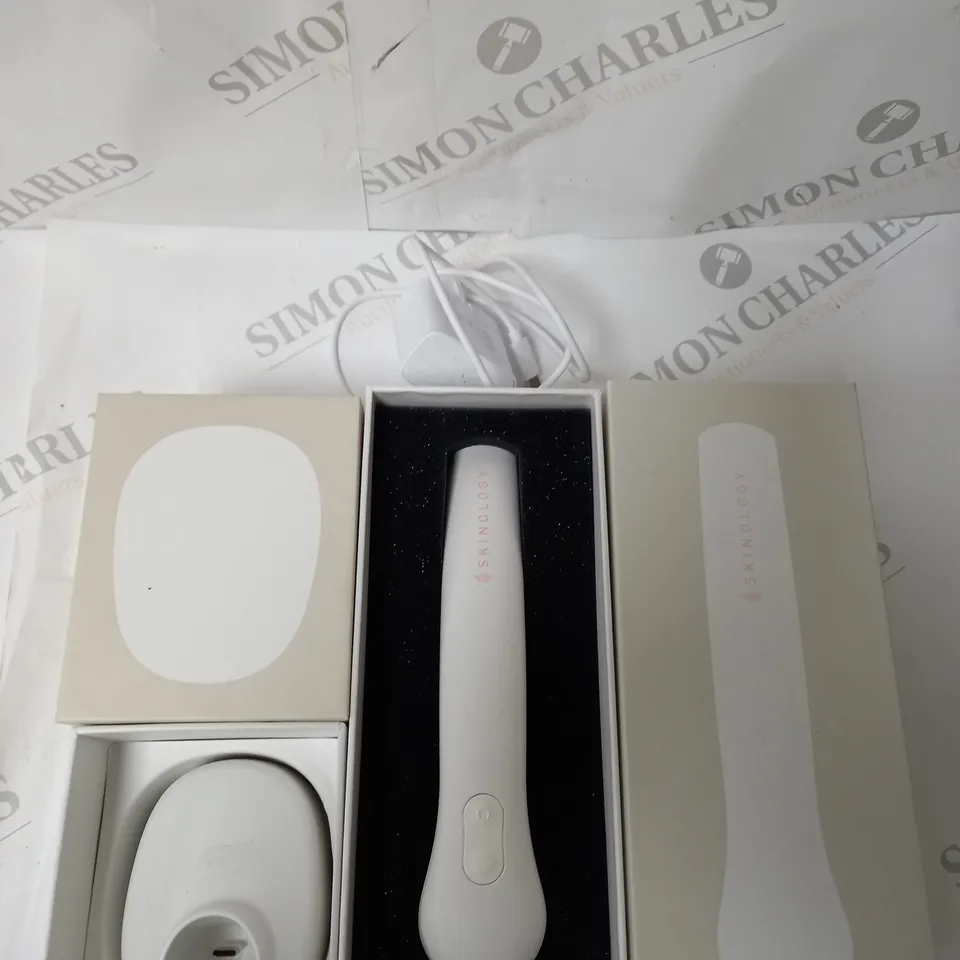 BOXED SKINOGLY SK3DAS