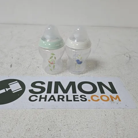 SET OF 2 TOMMEE TIPPEE BABY BOTTLES WITH AN ANIMAL DESIGN