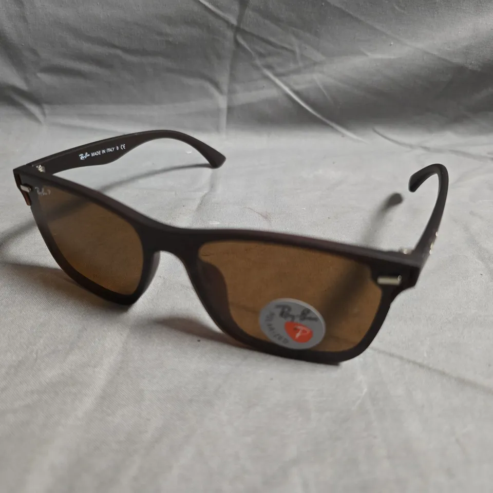 RAY-BAN SUNGLASSES –  BROWN LENSES