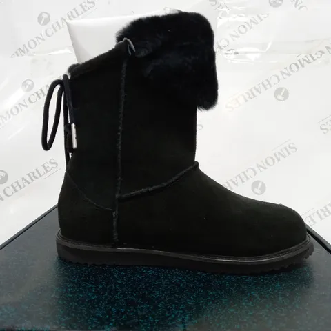 EMU BIRDWOOD BOOTS SIZE 4 BLACK - BOXED